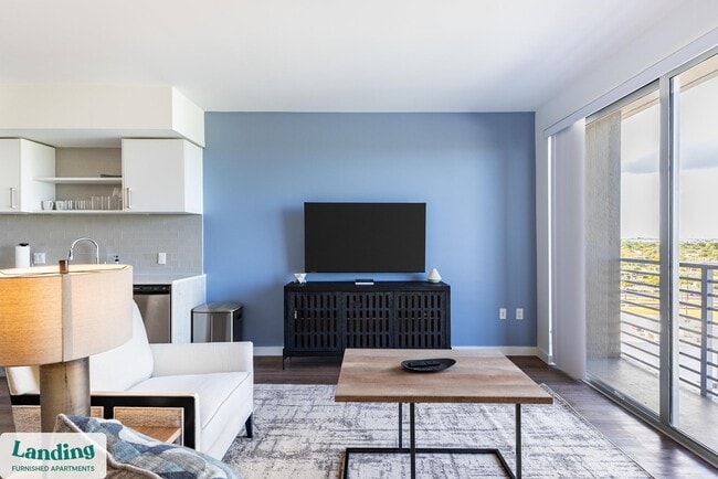 Photo - 200 NE 1st Ave Unit 711.1412289