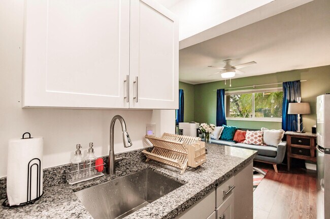 Photo - 2108 Hollywood Blvd Unit ID1010592P