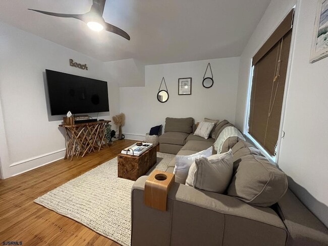 Photo - 7201 Winchester Ave