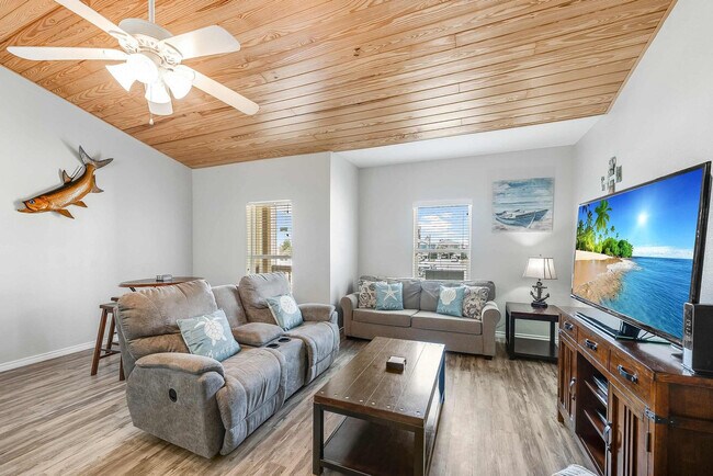 Photo - 1813 Eleventh St Unit ID1325620P