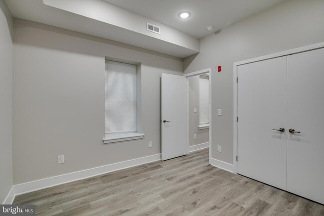 Photo - 2017 N College Ave