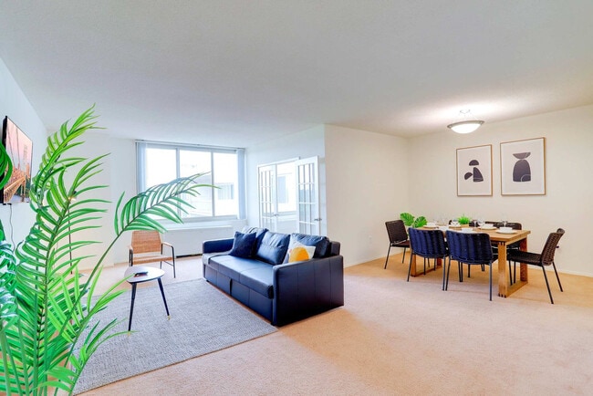 Photo - 1600 S Eads St Unit FL12-ID1022405P