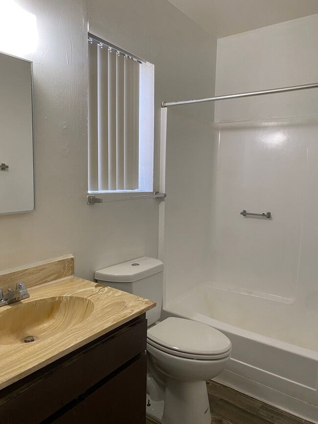 Photo - The Lowell Apartments