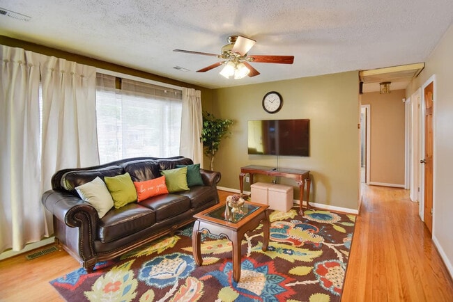 Building Photo - 112 Ethel Dr Unit SI ID1386249P