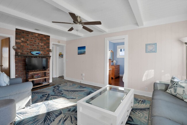 Photo - 415 Sound Ave Unit ID1429743P