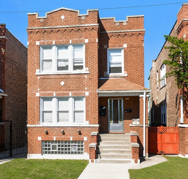 Building Photo - 2314 N Laramie Ave Unit 1