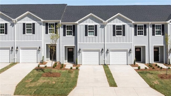 Photo - 1729 University Dr Unit C1