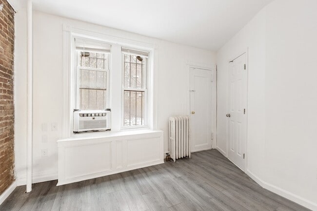 Photo - 207 W 136th St