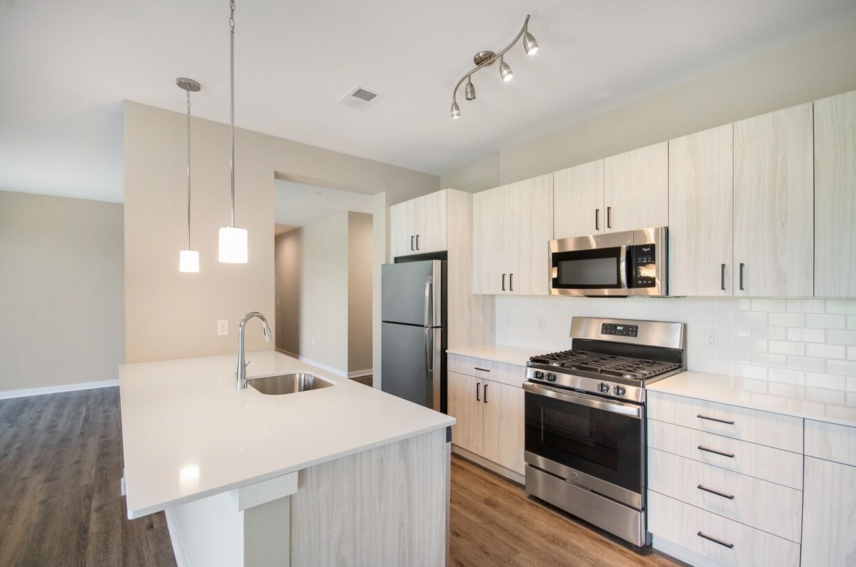 Floor Plan - Two Bedroom  1,392 SQFT (elevator buildi