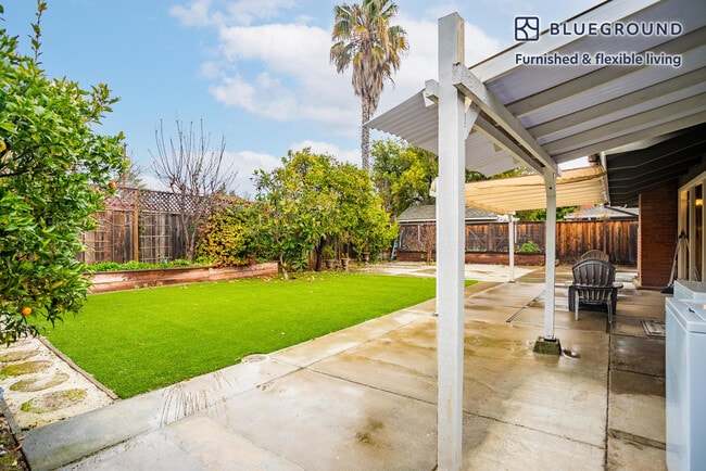 Photo - 1098 Judson Dr