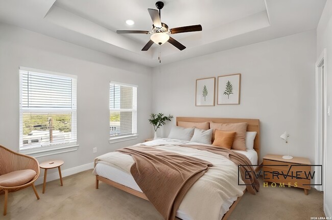 Photo - 229 High Dr