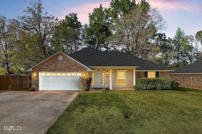 Building Photo - 406 Lavita Dr