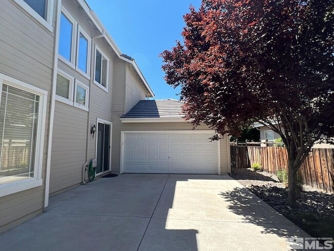 Photo - 2663 Chaucer St