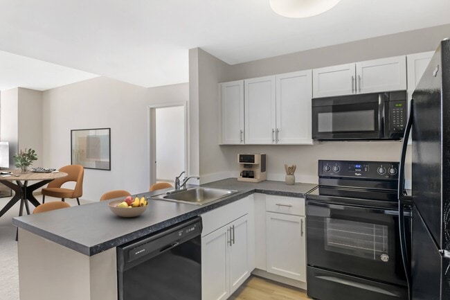 Kitchen - Bigelow Commons