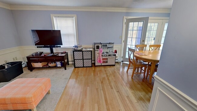 Photo - 32 Acton Rd