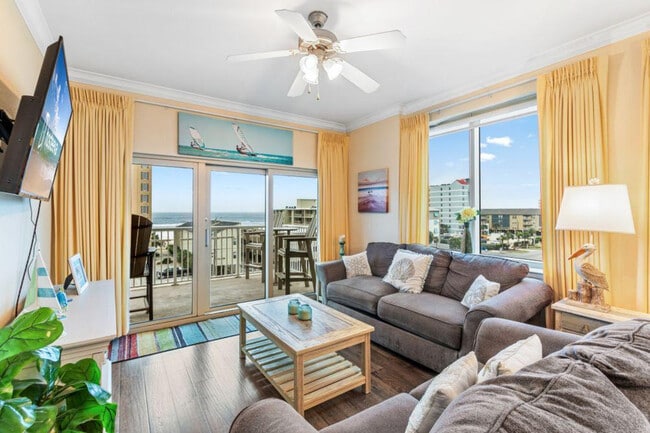 Building Photo - 1010 W Beach Blvd Unit ID1266401P