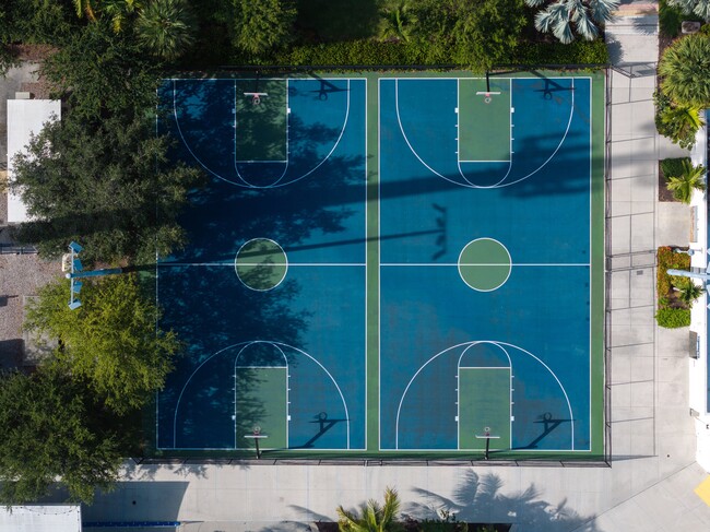 Photo - Leisure Apartments