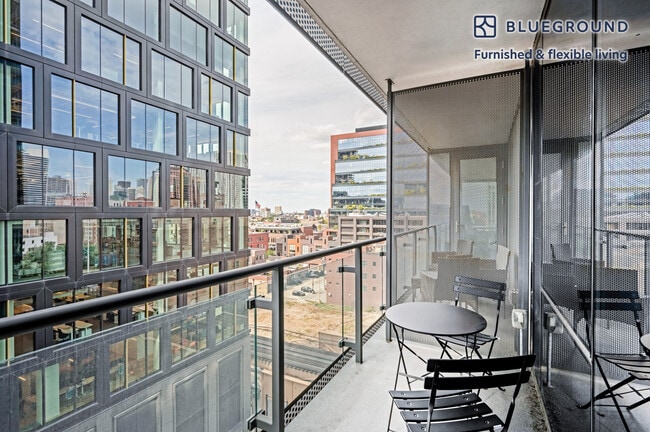 Photo - 730 W Couch Pl Unit FL8-ID779