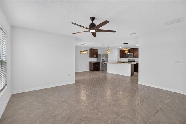 Photo - 3084 Living Coral St