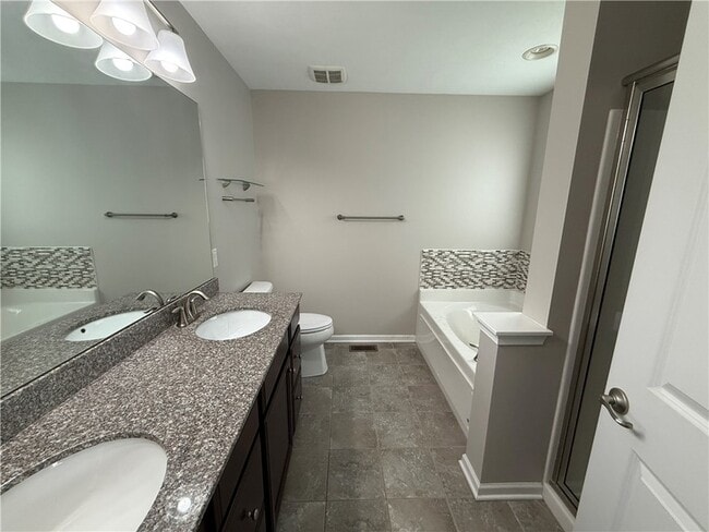 Photo - 202 Pointe View Dr