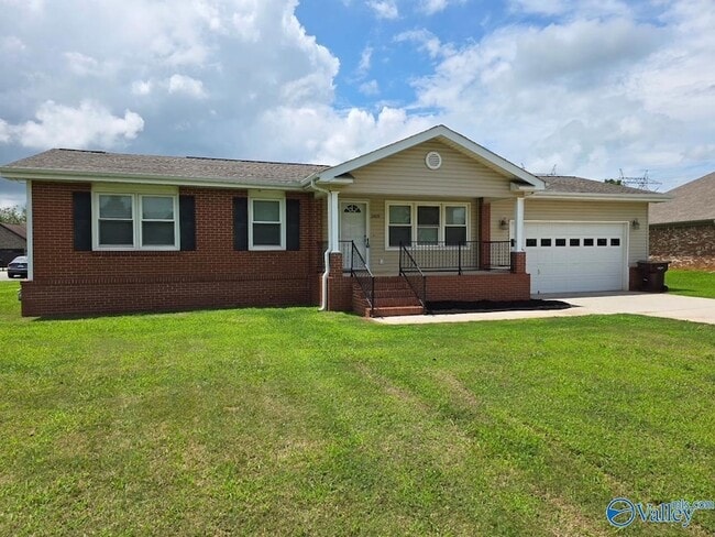 Building Photo - 17439 Morgan Dr