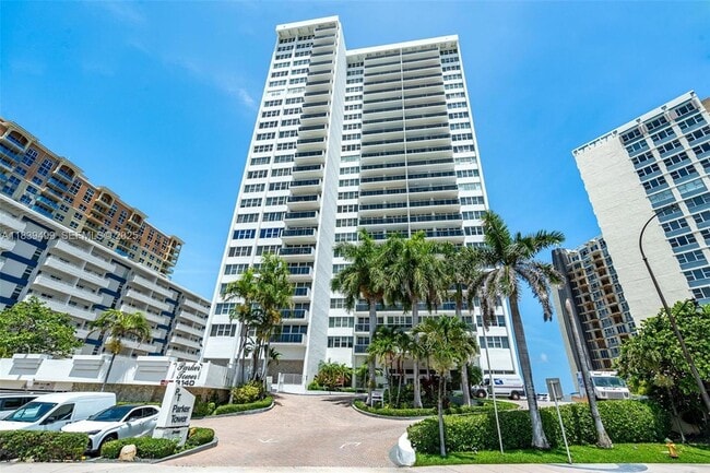Photo - 3140 S Ocean Dr Unit 201