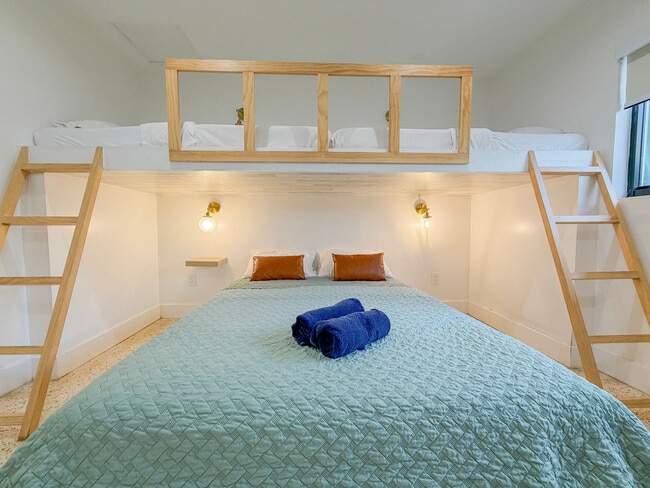 Photo - 258 NW 57th St Unit ID1258732P