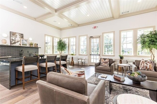 Photo - 3373 Fence Rd NE