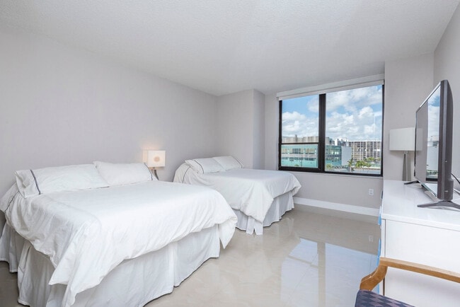 Photo - 3505 S Ocean Dr Unit FL5-ID1049820P