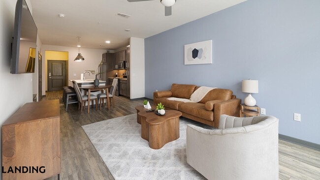 Building Photo - 3001 Crockett St Unit 1316