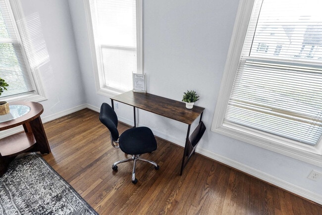 Photo - 3321 Charleston St Unit ID1257738P