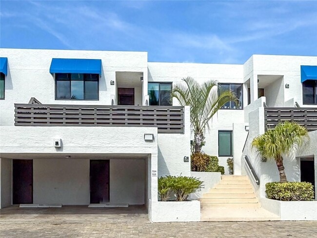 Building Photo - 724 Bayport Wy Unit 724