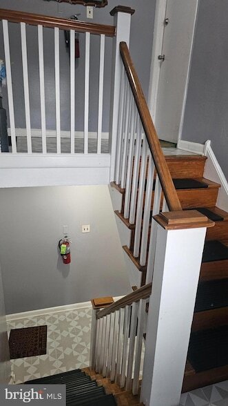 Photo - 1632-1600 Benson St