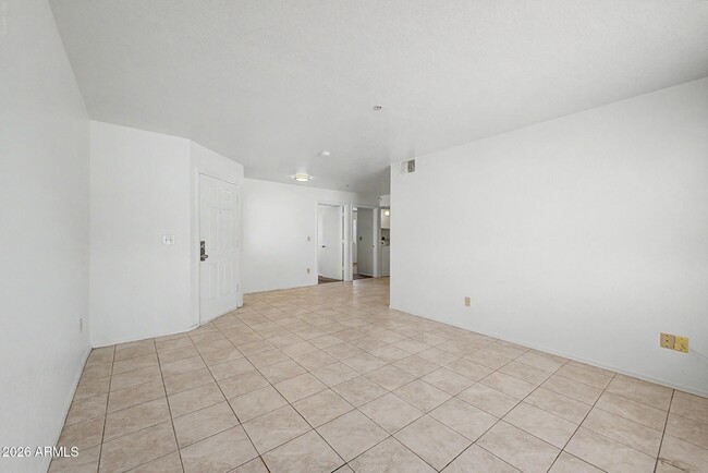Photo - 16033 N 25th St Unit Apt 102