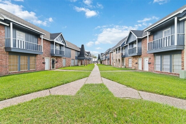 Photo - 353 Audrey Ln Unit 353