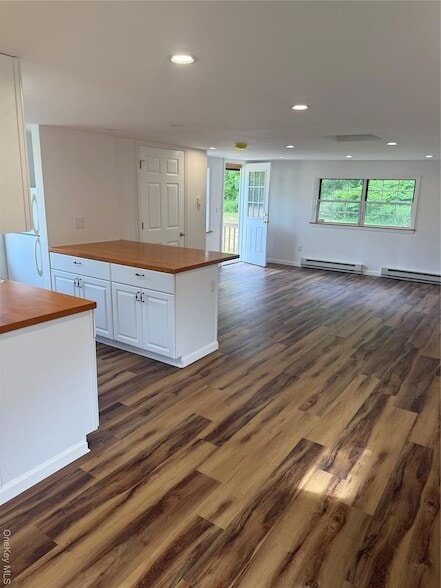 Building Photo - 19 Quartz Ln Unit 4