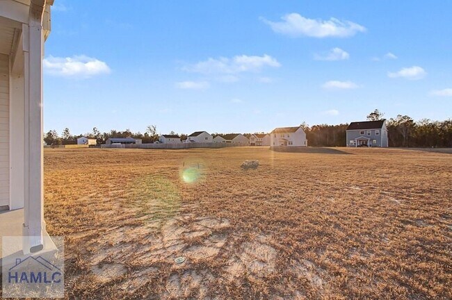 Photo - 68 Blueberry Ct NE