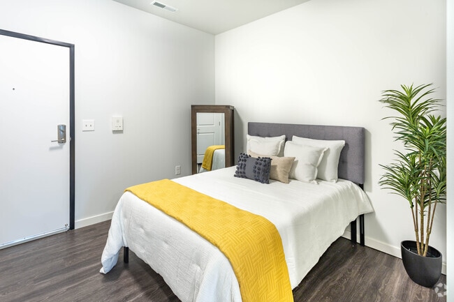 Studio, 1 BA - The Council - 436 SF - Metro Place Apartments