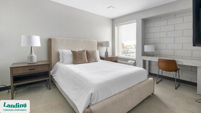 Building Photo - 2021 10th Ave S Unit 722.1402917