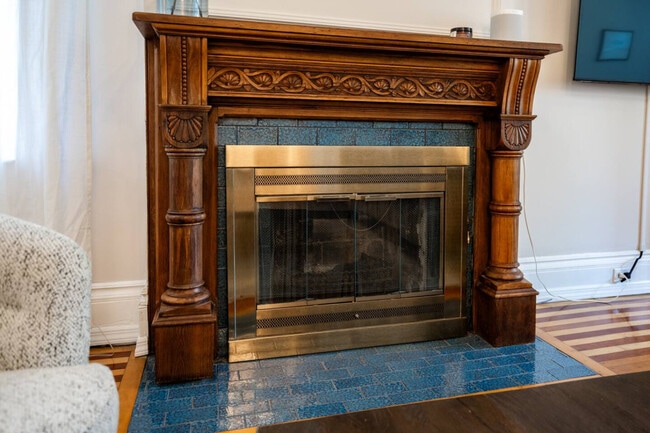 Photo - 351 Thrall St Unit ID1234539P