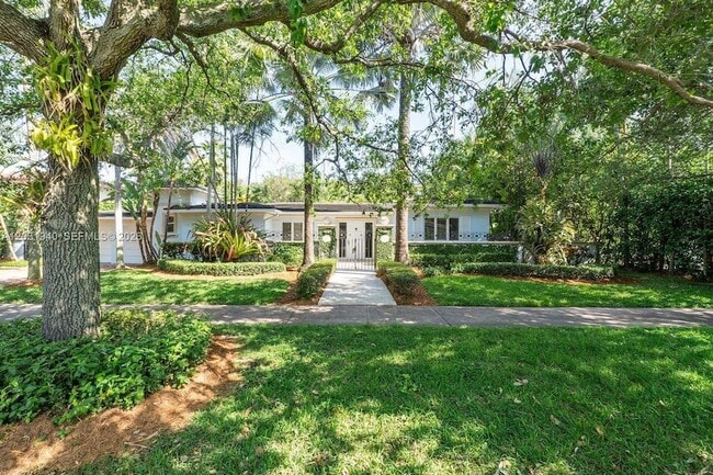Photo - 1037 Alfonso Ave
