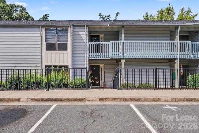 Photo - 10971 Harrowfield Rd