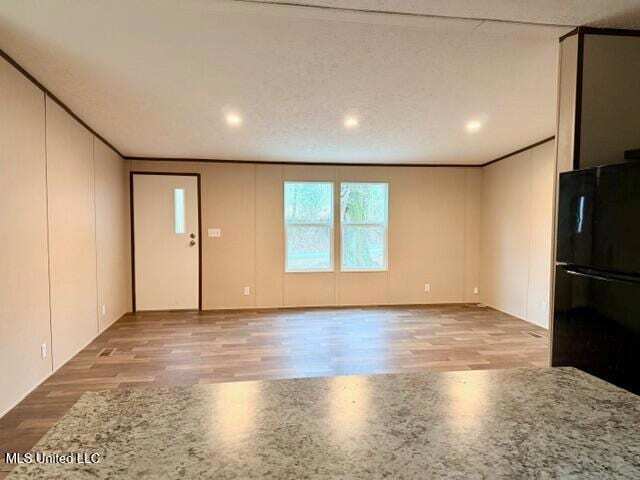 Photo - 454 Old Enochs Rd