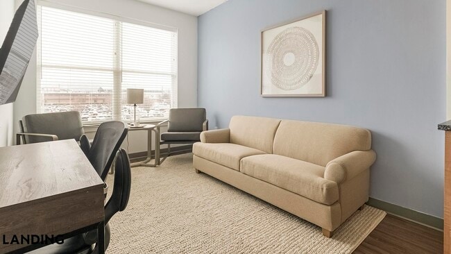 Building Photo - 302 13th St S Unit 318