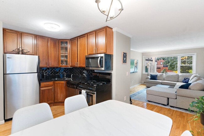 Photo - 3024 Humboldt Ave S Unit SI ID1272805P