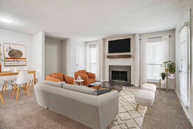 Photo - Woodlyn Apartment Homes