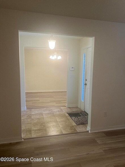 Photo - 241 Paquita Cir