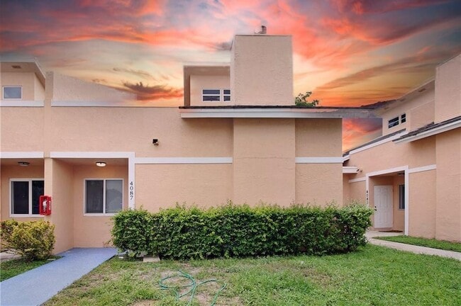 Building Photo - 4087 Coral Springs Dr
