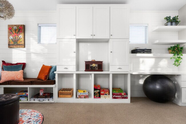 Photo - 709 Colonial Park Blvd Unit ID1314614P