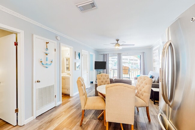 Photo - 924 W Beach Blvd Unit SI FL1-ID1364784P